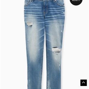 Torrid boyfriend vintage stretch jeans mid rise